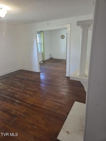 2873 Main Street, Surgoinsville, TN 37873