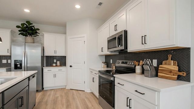 328 Black Bear Drive, Mount Pleasant, TN 38474
