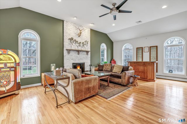 170 Whippoorwill Lane, Stratford, CT 06614