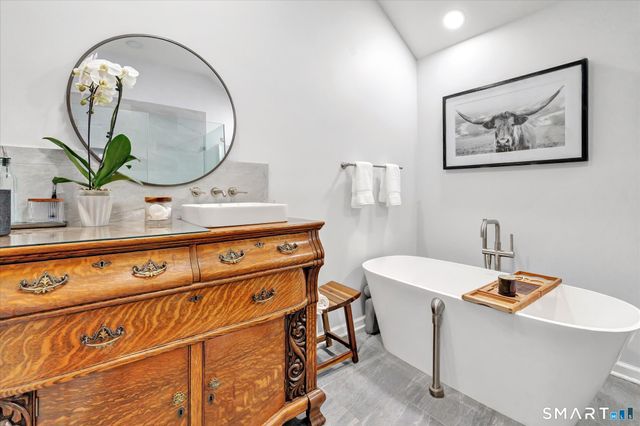 170 Whippoorwill Lane, Stratford, CT 06614