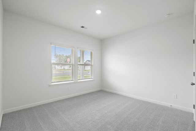 45 Hunting Pl, Georgetown, SC 29440