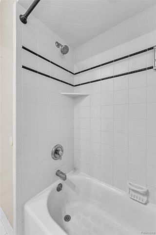 22641 Millenbach Street, St. Clair Shores, MI 48081