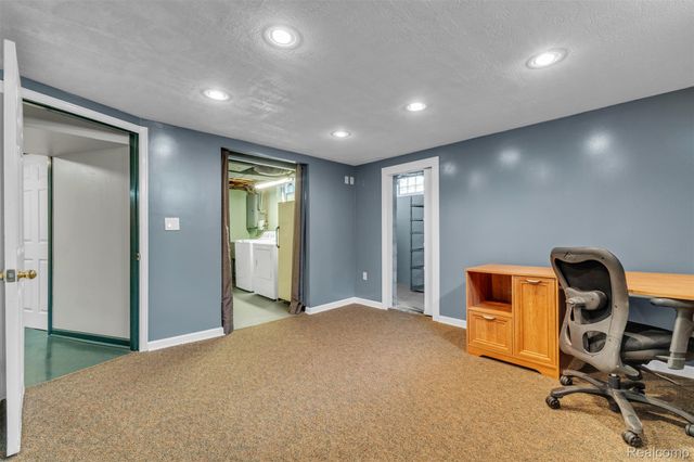 22641 Millenbach Street, St. Clair Shores, MI 48081