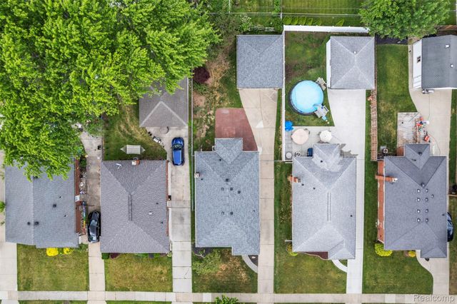 22641 Millenbach Street, St. Clair Shores, MI 48081