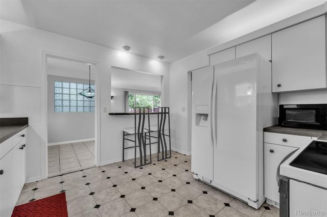 22641 Millenbach Street, St. Clair Shores, MI 48081