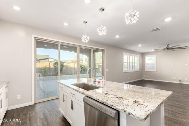 1100 E ARMSTRONG Way, Chandler, AZ 85286