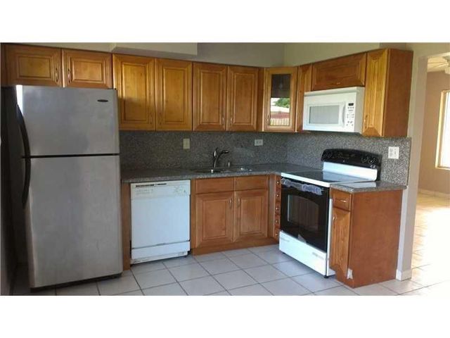 701 NW 74th Avenue, Hollywood, FL 33024