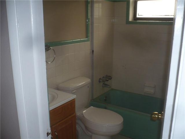 701 NW 74th Avenue, Hollywood, FL 33024