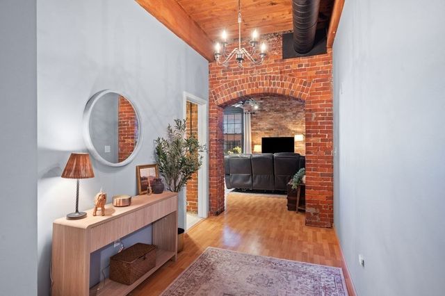 50 Rantoul St 310, Beverly, MA 01915
