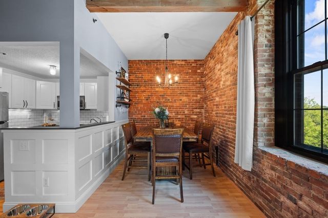 50 Rantoul St 310, Beverly, MA 01915