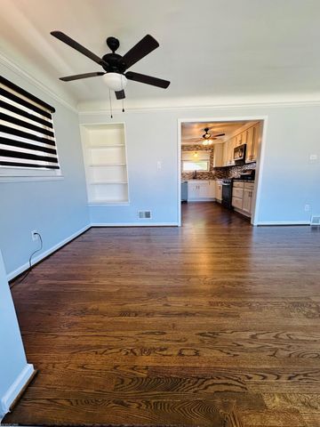 25925 Harmon Street, St Clair Shores, MI 48081