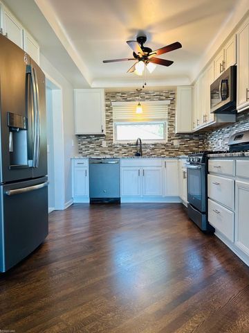 25925 Harmon Street, St Clair Shores, MI 48081