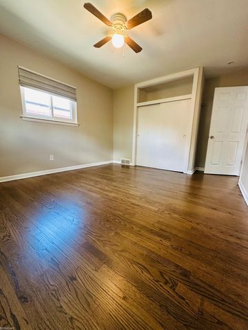 25925 Harmon Street, St Clair Shores, MI 48081