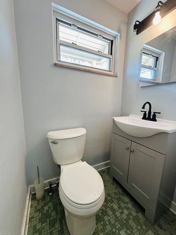 25925 Harmon Street, St Clair Shores, MI 48081