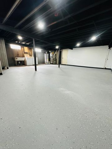 25925 Harmon Street, St Clair Shores, MI 48081