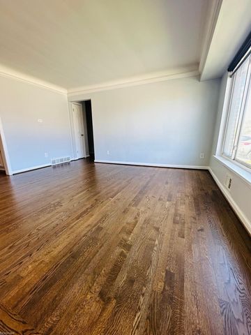25925 Harmon Street, St Clair Shores, MI 48081