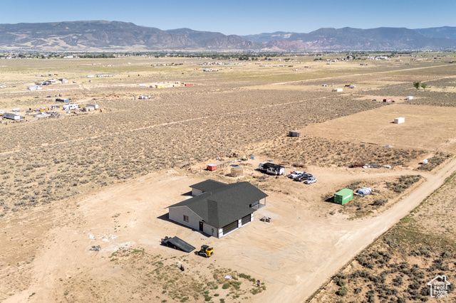 6400 N 3975 W, Cedar City, UT 84721