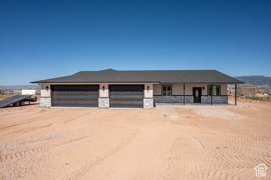 6400 N 3975 W, Cedar City, UT 84721