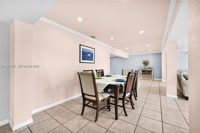 18400 NW 78th Ave, Hialeah, FL 33015