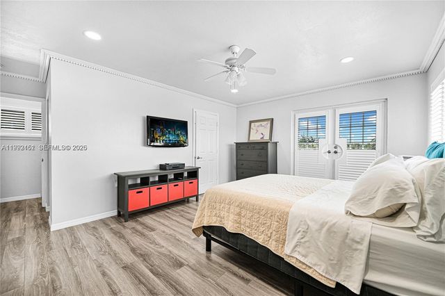 18400 NW 78th Ave, Hialeah, FL 33015