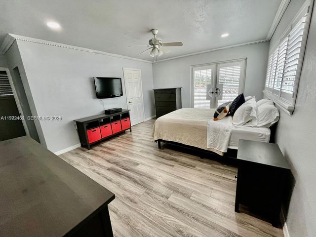 18400 NW 78th Ave, Hialeah, FL 33015