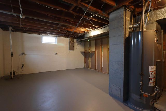 8267 N 52nd STREET, Brown Deer, WI 53223