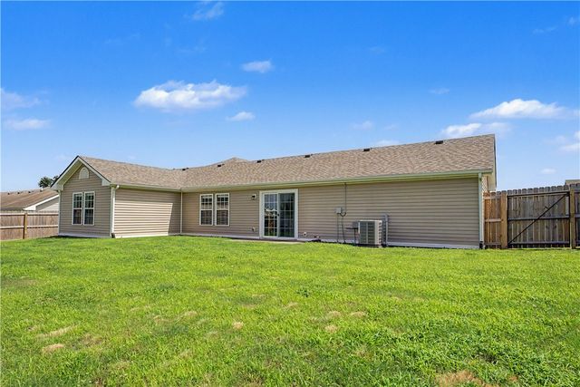 1460 Battery Drive, Prairie Grove, AR 72753