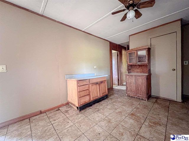 1135 Narrow Paved Rd, Lynchburg, SC 29080