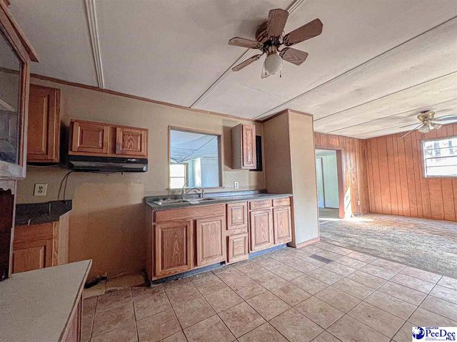 1135 Narrow Paved Rd, Lynchburg, SC 29080