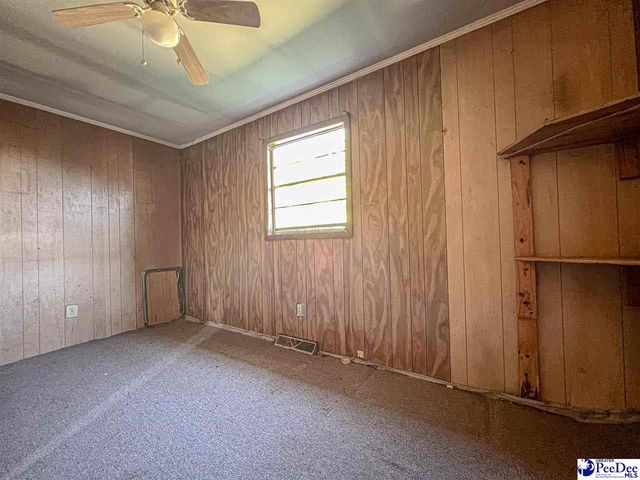 1135 Narrow Paved Rd, Lynchburg, SC 29080