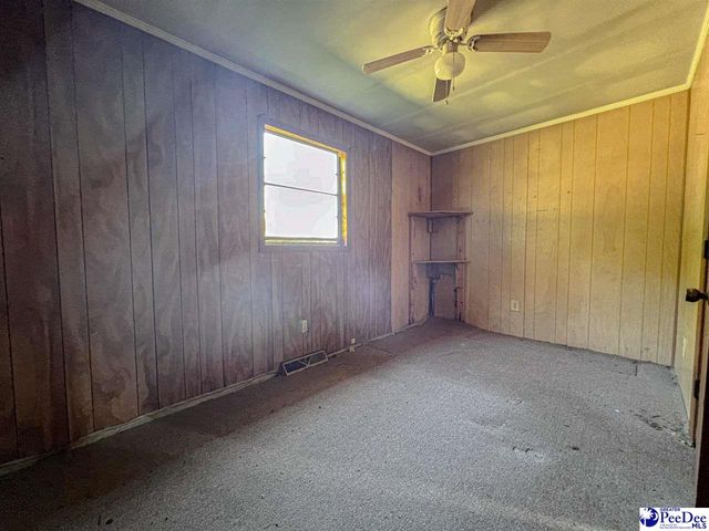1135 Narrow Paved Rd, Lynchburg, SC 29080