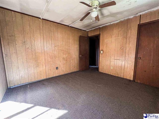 1135 Narrow Paved Rd, Lynchburg, SC 29080