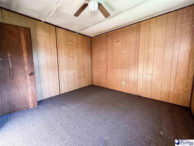 1135 Narrow Paved Rd, Lynchburg, SC 29080