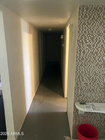 1612 E Tuckey Lane, Phoenix, AZ 85016