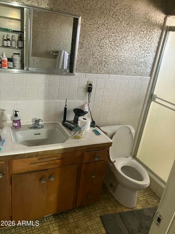 1612 E Tuckey Lane, Phoenix, AZ 85016