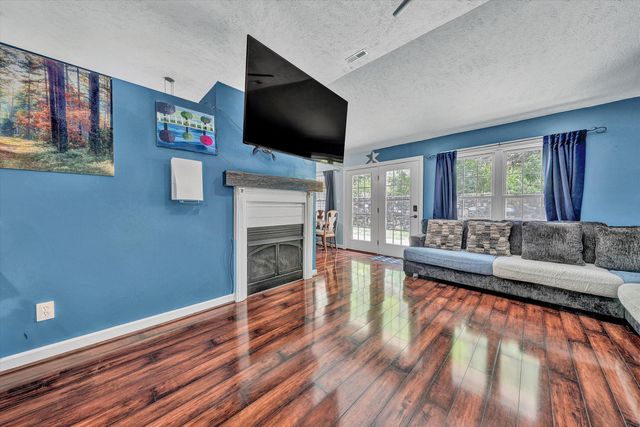 3075 Creekside DR, Salem, VA 24153