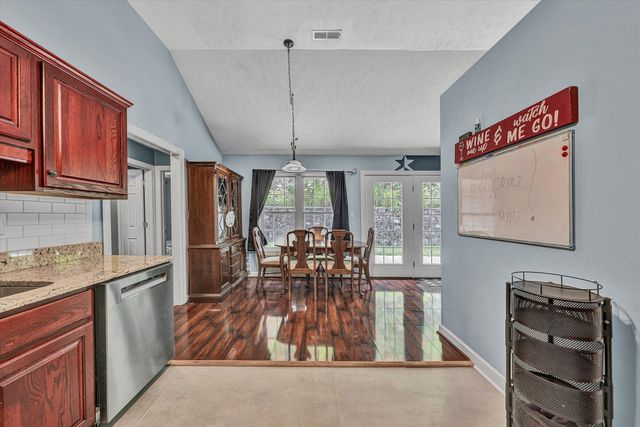 3075 Creekside DR, Salem, VA 24153