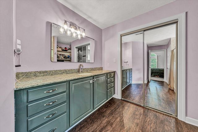 3075 Creekside DR, Salem, VA 24153