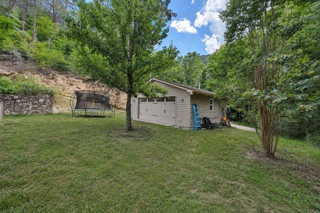 3075 Creekside DR, Salem, VA 24153