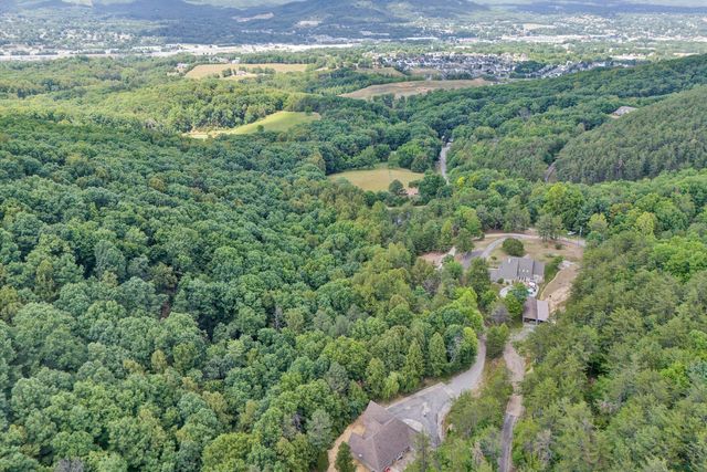 3075 Creekside DR, Salem, VA 24153