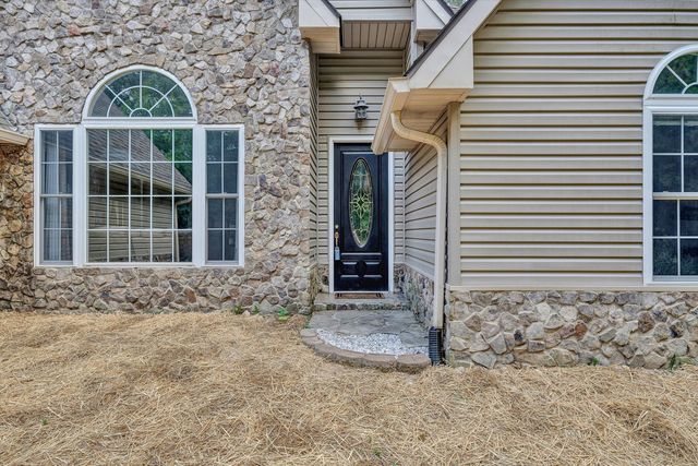 3075 Creekside DR, Salem, VA 24153