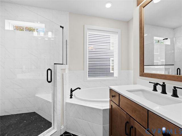 15806 Maclear Dr, Midlothian, VA 23112