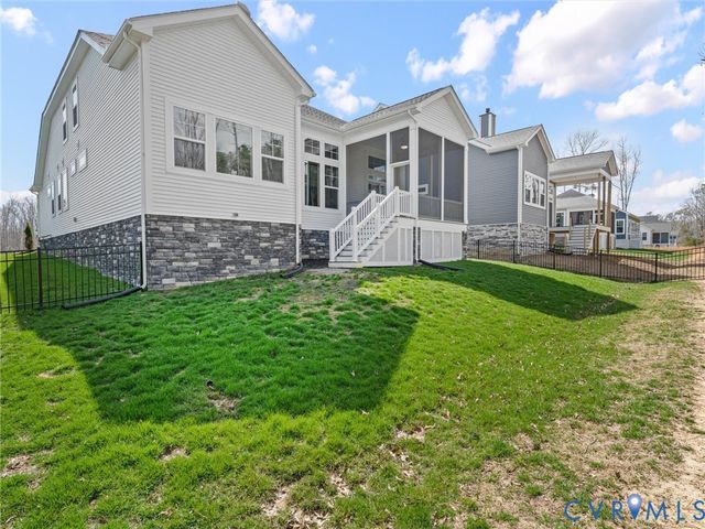 15806 Maclear Dr, Midlothian, VA 23112