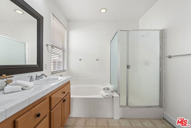 6304 Starview Drive, Lancaster, CA 93536