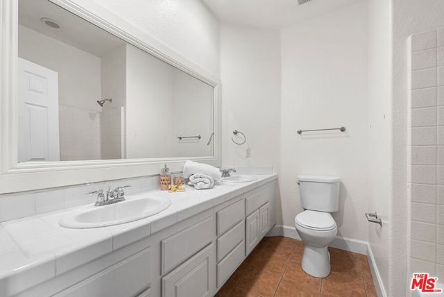 6304 Starview Drive, Lancaster, CA 93536