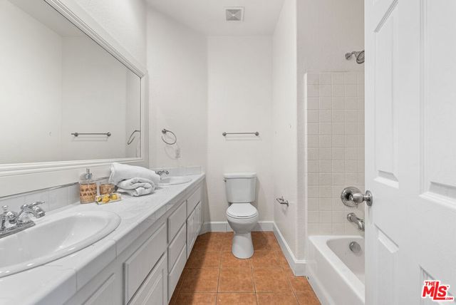 6304 Starview Drive, Lancaster, CA 93536