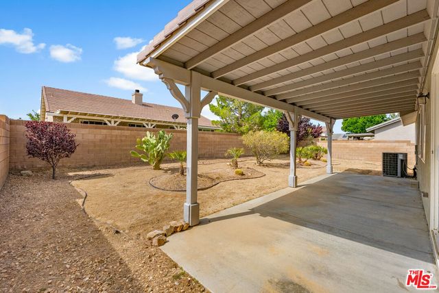 6304 Starview Drive, Lancaster, CA 93536