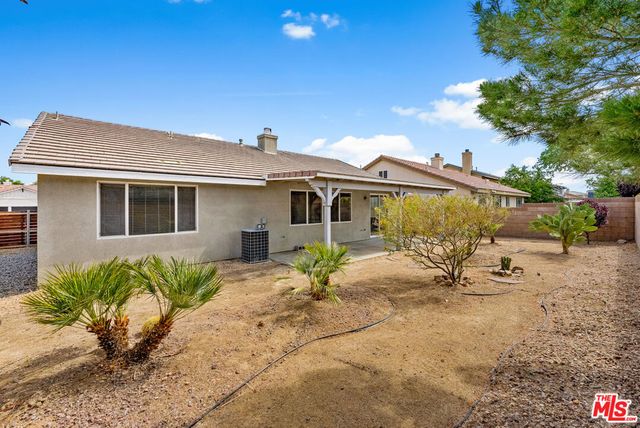 6304 Starview Drive, Lancaster, CA 93536
