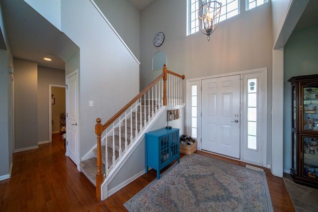 2382 Emerald Lane, Yorkville, IL 60560