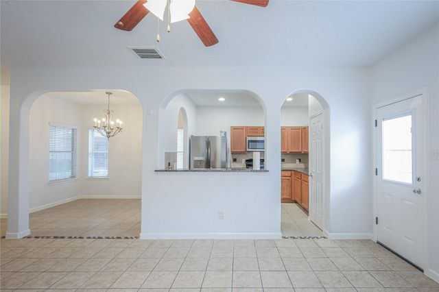 6103 Shadow Isle Lane, Houston, TX 77084